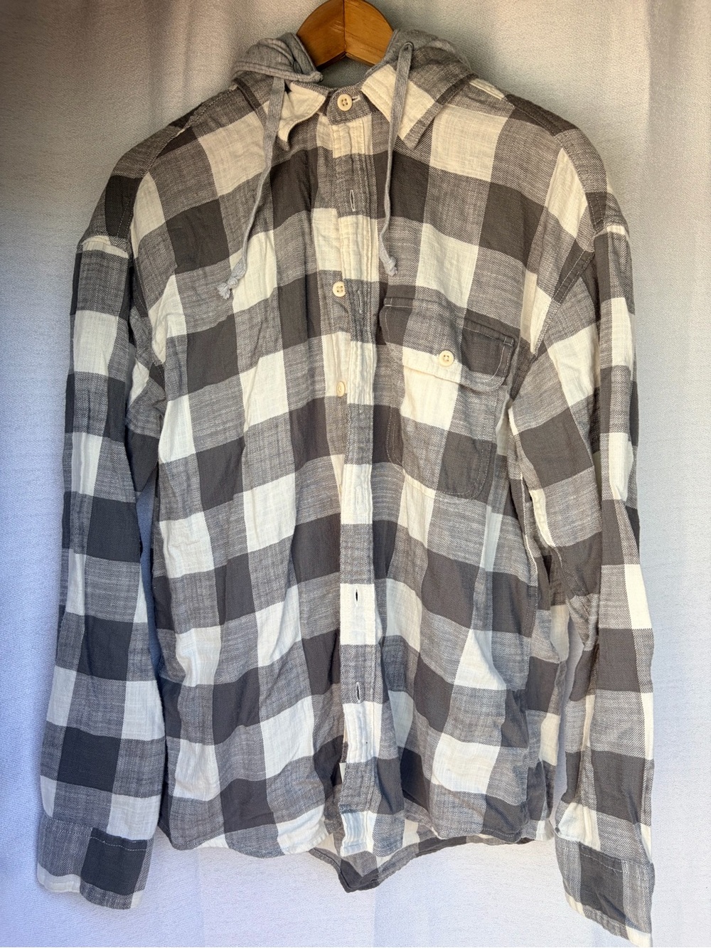 American Eagle Gray and White Flannel Hoodie